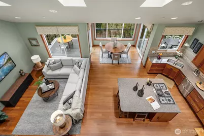 12025 210th Place SE, Issaquah, WA 98027 - Photo 16