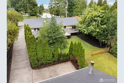 22511 96th W, Edmonds, WA 98020 - Photo 24