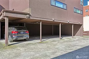 320 Melrose Ave E, Seattle, WA 98102 - Photo 4