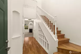 12530 Admiralty Way, Everett, WA 98204 - Photo 2