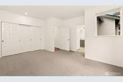 12530 Admiralty Way #B104, Everett, WA 98204 - Photo 12