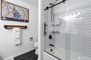 6649 SE Cougar Mountain Way, Bellevue, WA 98006 - Photo 20