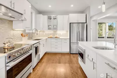 3629 35th Avenue W, Seattle, WA 98199 - Photo 12