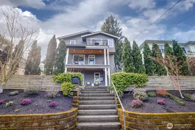 3629 35th Avenue W, Seattle, WA 98199 - Photo 2