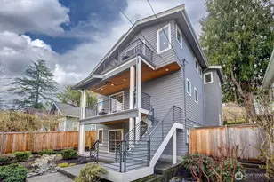 3629 35th Ave W, Seattle, WA 98199 - Photo 2