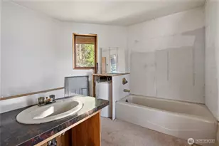 820 E Burgundy Rd, Shelton, WA 98584 - Photo 20