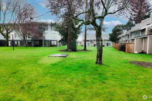 10601 SE 252nd St, Kent, WA 98030 - Photo 16