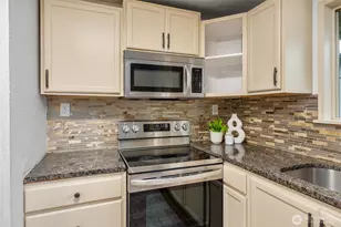 6621 S Pine St, Tacoma, WA 98409 - Photo 8