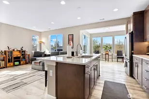 8016 16th St SE, Lake Stevens, WA 98258 - Photo 10