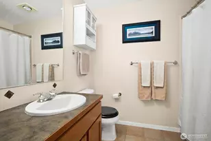 2801 1st Ave, Seattle, WA 98121 - Photo 16