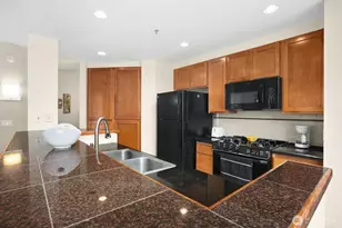 2801 1st Ave, Seattle, WA 98121 - Photo 8