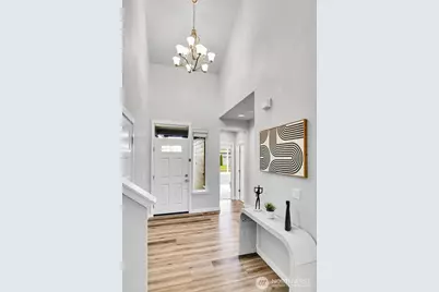 736 Natalee  Jo St SE, Lacey, WA 98513 - Photo 4