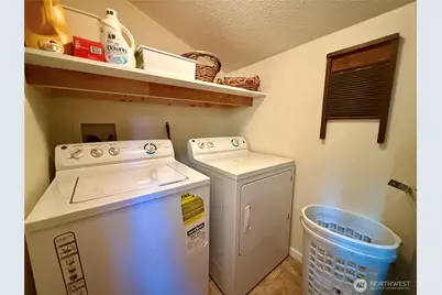 961 N Potlatch Drive, Hoodsport, WA 98548 - Photo 12