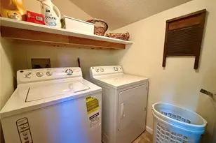 961 N Potlatch Dr, Hoodsport, WA 98548 - Photo 12