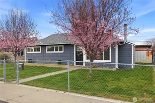 1715 N 15th Ave, Pasco, WA 99301 - Photo 2