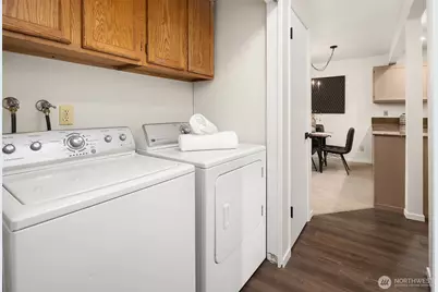 210 Boylston Avenue E #304, Seattle, WA 98102 - Photo 26