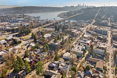 3819 C Fremont Avenue N, Seattle, WA 98103 - Photo 32