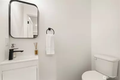 3819 C Fremont Avenue N, Seattle, WA 98103 - Photo 12