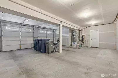 15249 NE Woodland Place, Woodinville, WA 98072 - Photo 36