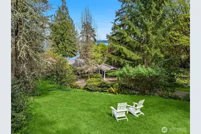7946 Grand Avenue NE, Bainbridge Island, WA 98110 - Photo 26