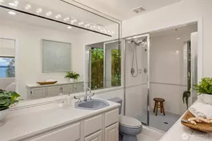 7946 Grand Ave NE, Bainbridge Island, WA 98110 - Photo 14