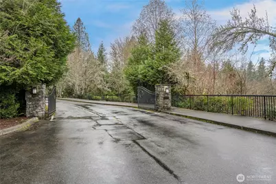 4313 Issaquah-Pine Lake Road SE #205, Sammamish, WA 98075 - Photo 30