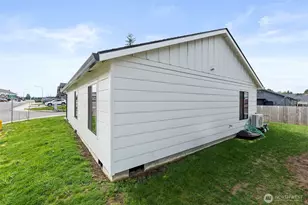 2011 Apple Rd, Winlock, WA 98596 - Photo 26
