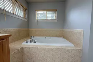 8412 NW Jeatran Pl, Silverdale, WA 98383 - Photo 20