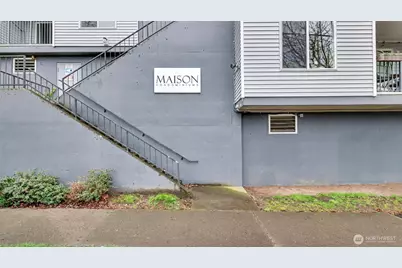 9200 Greenwood Avenue N #A202, Seattle, WA 98103 - Photo 4