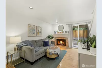 301 W Raye Street #201, Seattle, WA 98119 - Photo 10