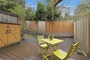 301 W Raye St, Seattle, WA 98119 - Photo 26