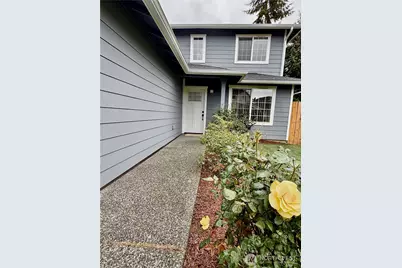 15323 31 Avenue W, Lynnwood, WA 98087 - Photo 2