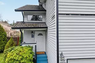 4108 NE 6th Pl, Renton, WA 98059 - Photo 2