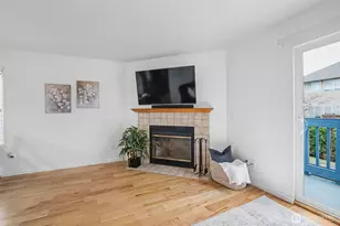 4108 NE 6th Pl, Renton, WA 98059 - Photo 6