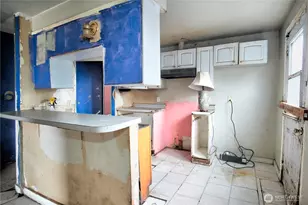 7809 Beacon Ave S, Seattle, WA 98118 - Photo 12