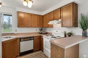 801 Berne Ln SE, Olympia, WA 98513 - Photo 10