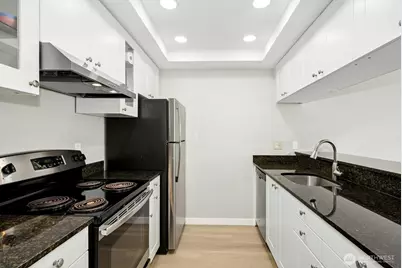 8812 20th Avenue NE #A302, Seattle, WA 98115 - Photo 6