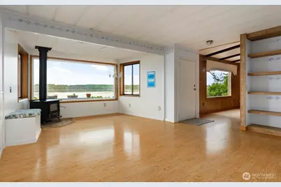 1677 Penn Cove Road, Oak Harbor, WA 98277 - Photo 8