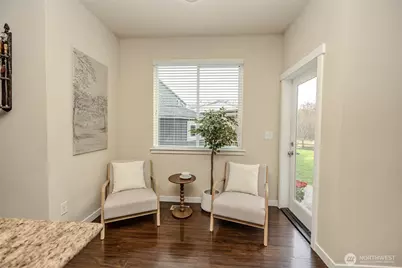 1737 Hillcrest Loop, Mount Vernon, WA 98274 - Photo 10