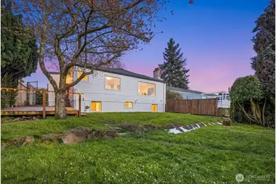 6023 35th Avenue SW, Seattle, WA 98126 - Photo 2