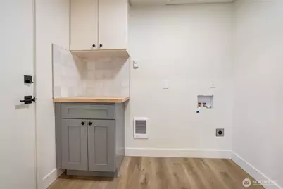 7934 SW 20th Avenue, Seattle, WA 98106 - Photo 12