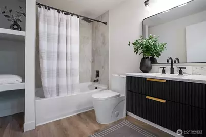 7934 SW 20th Avenue, Seattle, WA 98106 - Photo 10