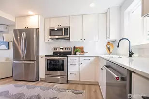 7934 SW 20th Ave, Seattle, WA 98106 - Photo 6