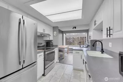 4810 200th Street SE #D303, Lynnwood, WA 98036 - Photo 4