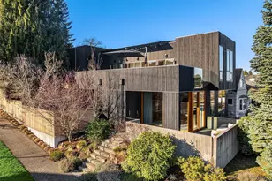 3057 36th Ave SW, Seattle, WA 98126 - Photo 2