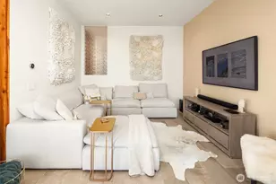 3057 36th Ave SW, Seattle, WA 98126 - Photo 10