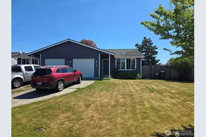 906 S 22nd Court, Mount Vernon, WA 98274 - Photo 2