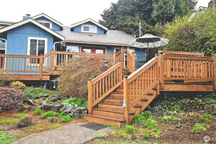 6234 NE 182nd St, Kenmore, WA 98028 - Photo 2