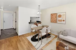 710 N 160th St, Shoreline, WA 98133 - Photo 8