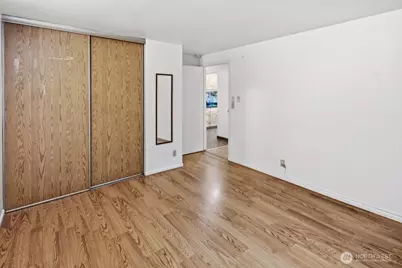 710 N 160th Street #B112, Shoreline, WA 98133 - Photo 12